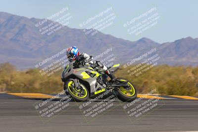 media/Feb-04-2023-SoCal Trackdays (Sat) [[8a776bf2c3]]/Turn 9 Side (130pm)/